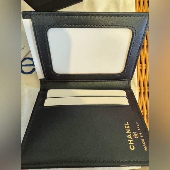 Chanel Iridescent Purple Passport Cover - Picture 12 of 15